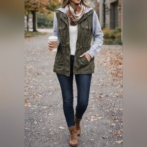 SO Olive Green Utility Anorak Jacket Gray Knit Sleeves Women’s Medium